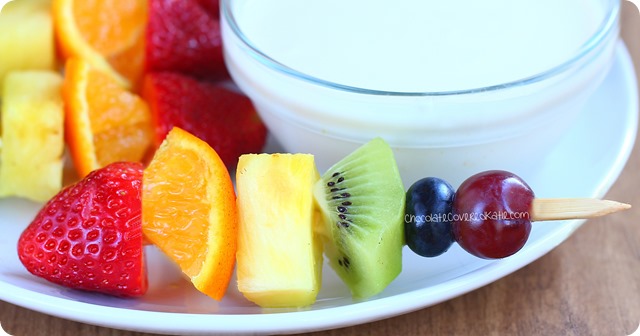 Rainbow fruit kabobs from @choccoveredkt. Easy to make & kid-friendly snack. https://lett-trim.today/2015/05/15/rainbow-fruit-kabobs/ Rainbow fruit kabobs from @choccoveredkt. Easy to make & kid-friendly snack. https://lett-trim.today/2015/05/15/rainbow-fruit-kabobs/