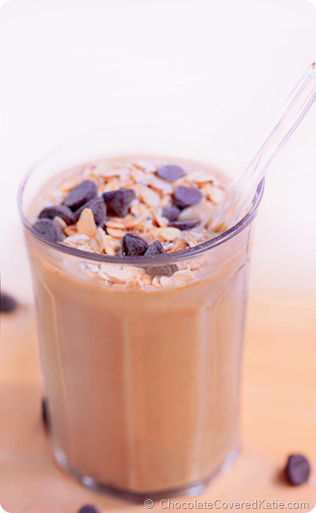 A low-calorie shake you can make for breakfast or dessert that packs an impressive 19-20 grams of protein into a single serving! Full recipe here: https://lett-trim.today/2014/08/04/cookie-dough-protein-shake/ A low-calorie shake you can make for breakfast or dessert that packs an impressive 19-20 grams of protein into a single serving! Full recipe here: https://lett-trim.today/2014/08/04/cookie-dough-protein-shake/