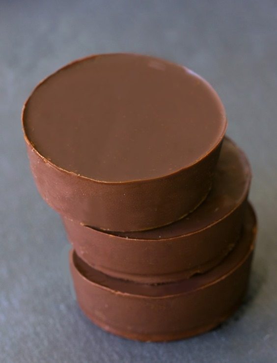 1. Swap out the butter for canned pumpkin when making fudge 2. Next time you have a can of leftover chickpeas, use it for... Read More: https://lett-trim.today/2015/11/19/healthy-thanksgiving-swaps/ @choccoveredkt 1. Swap out the butter for canned pumpkin when making fudge 2. Next time you have a can of leftover chickpeas, use it for... Read More: https://lett-trim.today/2015/11/19/healthy-thanksgiving-swaps/ @choccoveredkt