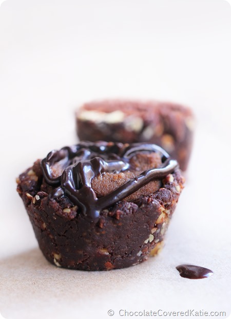 nutella mini tarts Bite Sized Nutella Stuffed Mini Chocolate Tarts: https://lett-trim.today/2014/07/29/bite-sized-nutella-stuffed-mini-chocolate-tarts/