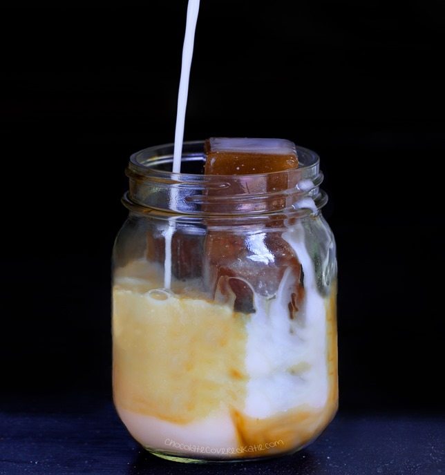 The easy & BEST iced coffee trick from @choccoveredkt - so simple, there's no excuse not to try this easy trick! https://lett-trim.today/2015/06/15/best-iced-coffee-recipe/