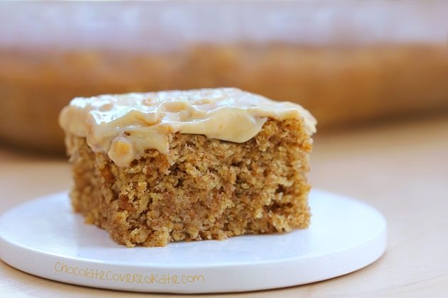 Peanut Butter Snack Cake - Can be oil-free / gluten-free / sugar-free / and vegan! Recipe---> https://lett-trim.today/2015/04/27/frosted-peanut-butter-snack-cake/