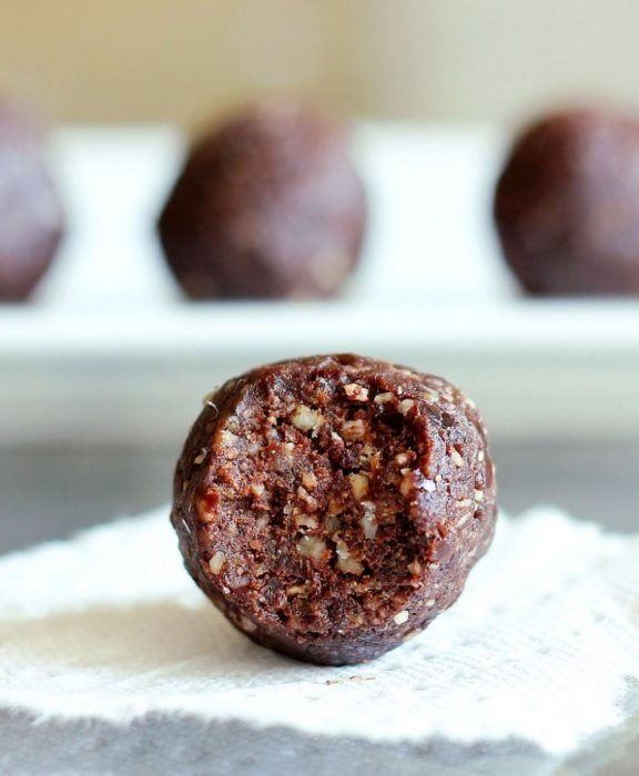 Gluten free, paleo, vegan, egg free, peanut free, no bake and SO easy to make!... from @choccoveredkt... Recipe instructions: https://lett-trim.today/2012/02/08/german-chocolate-fudge-bites/%C2%A0