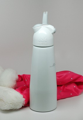 How to make homemade whipped cream How to make homemade whipped cream